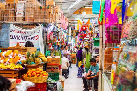 guide  exploring  vibrant medellin market  mexico city  creative adventurer