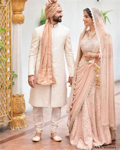 colour coordinated couple outfit ideas    wedding groom
