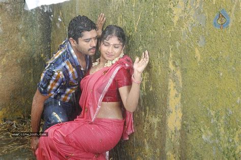 konjum mainakkale tamil movie spicy stills photo 13 of 45