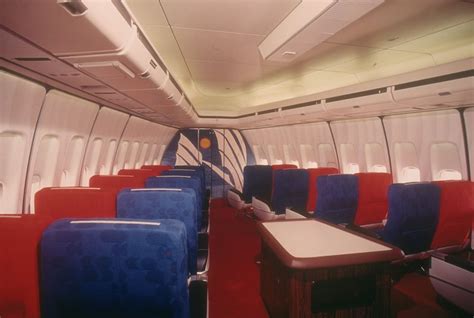 pan  sp cabin   airplane interior aircraft interiors