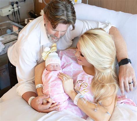 gretchen rossi shares first photos of newborn daughter skylar