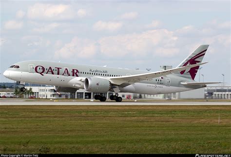 bcc qatar airways boeing   dreamliner photo  martin tietz id  planespottersnet