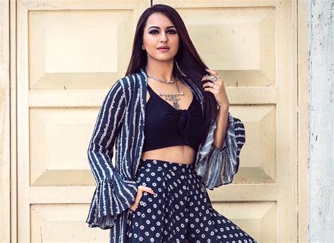 sonakshi sinha shows how comfy is the new classy during