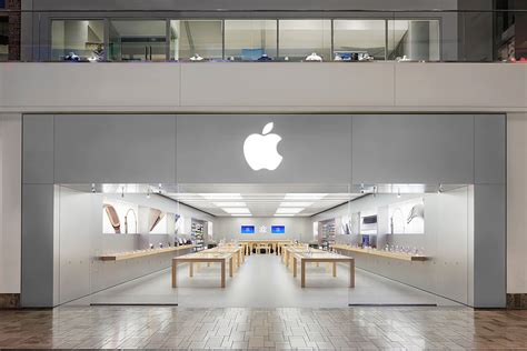 apple  closing  stores due   coronavirus  motley fool