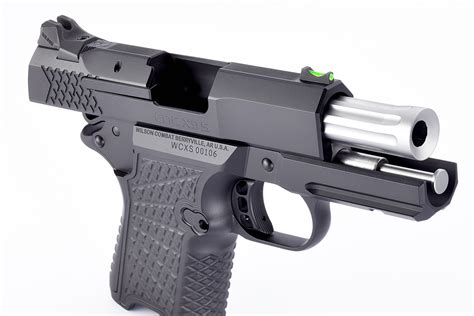 wilson combat edc xs mm subcompact pistol  firearm blog
