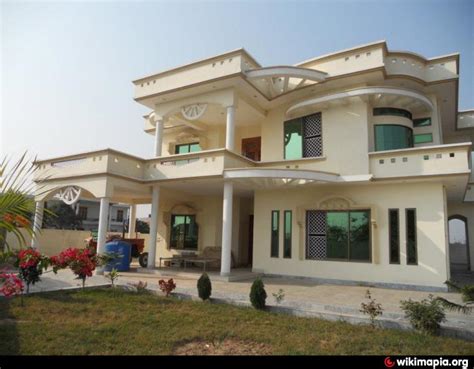 popular beautiful homes  pakistan