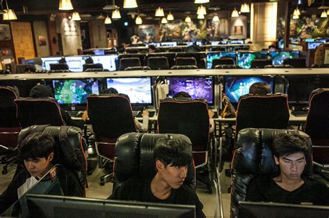 For South Korea E Sports Is National Pastime The New York Times