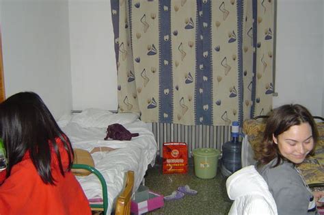 chinese dorm room photo