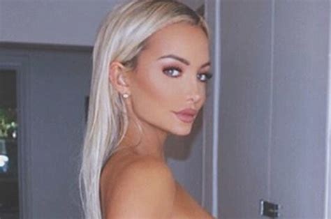 Lindsey Pelas Topless Instagram Babe Flashes Boobs In