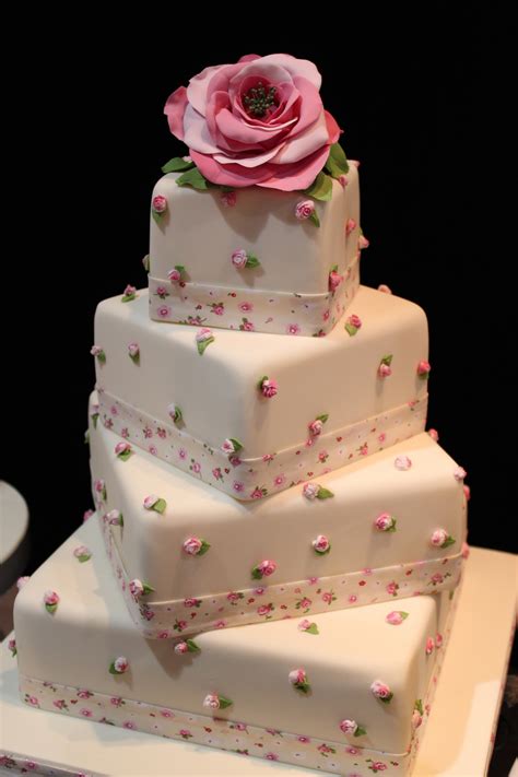 file floral wedding cake 8564120823