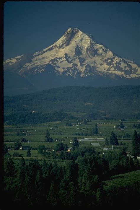 portland or mount hood east of portland or photo picture image oregon at city