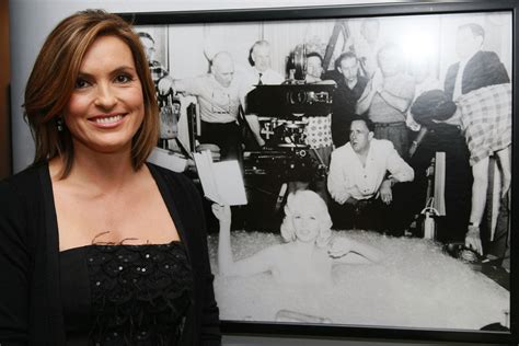 mariska hargitay opens up about the accident that killed her mother jayne mansfield doyouremember