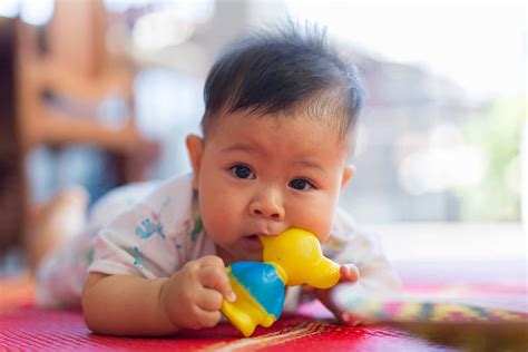 ten tips  soothe teething babies penfield building blocks