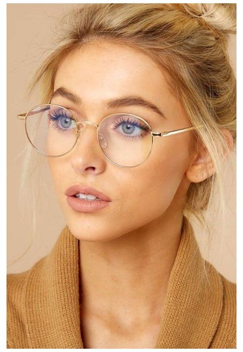 eyewear trends for women 2020 trending glasses frames for women