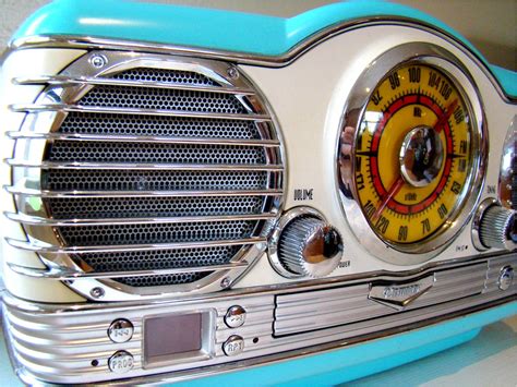 kitchen crushes retro radio
