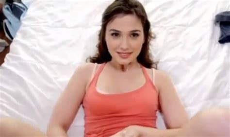 Gal Gadot In World S First Ai Made Sex Tape The Fappening