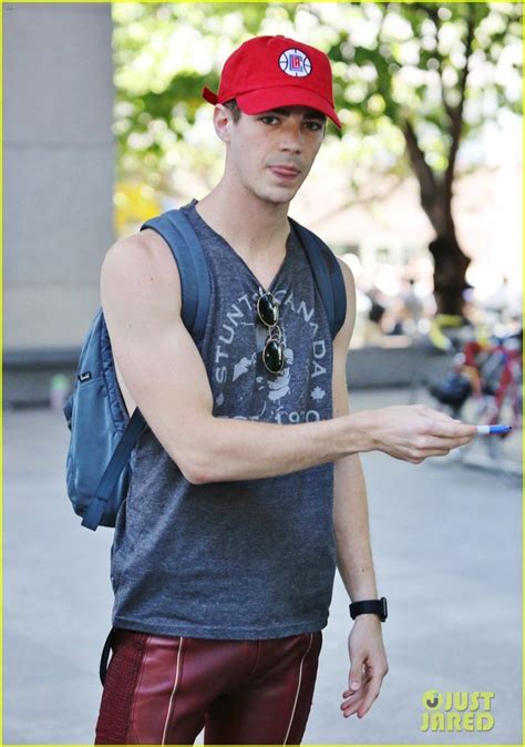 omg those muscles grant gustin grant gustin the flash grant