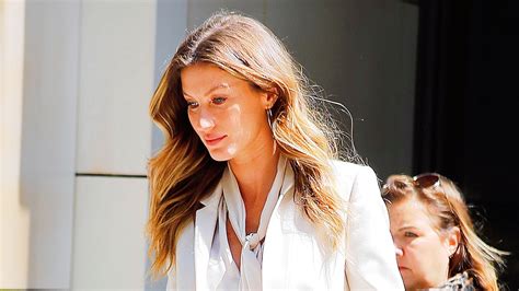 gisele bündchen reveals that she has struggled with thoughts of suicide