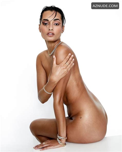 gizele oliveira sexy shows off her naked butt in a photoshoot by