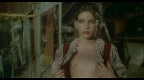 katya berger desnuda en little lips