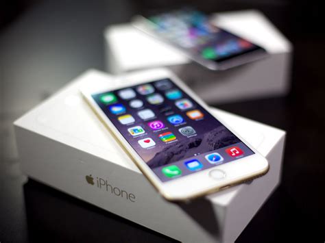 Iphone 6 And Iphone 6 Plus Hit Samsung Where It Hurts With 100 000 Pre