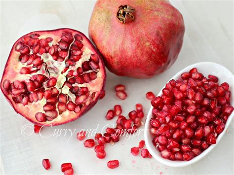 kitchen simmer tuesday tips   clean  pomegranate