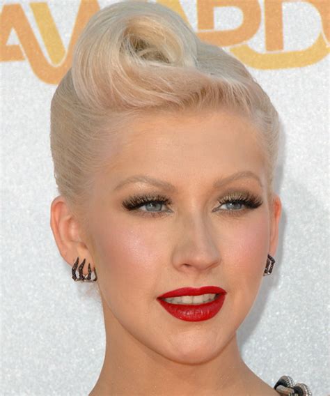 Christina Aguilera Hairstyles In 2018