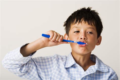 minute activities  kids   tooth brushing