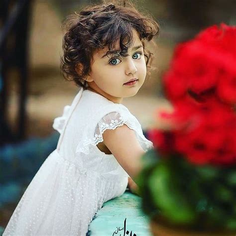 inspirasi nama bayi perempuan islami  berarti cantik