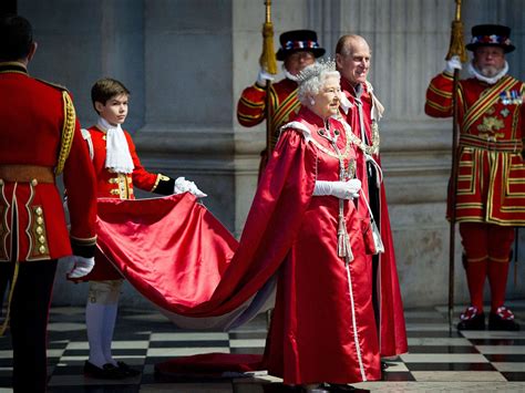 queen elizabeth ii becomes longest reigning monarch in britain after 63