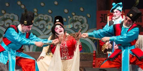 the best places to watch cantonese opera in hong kong