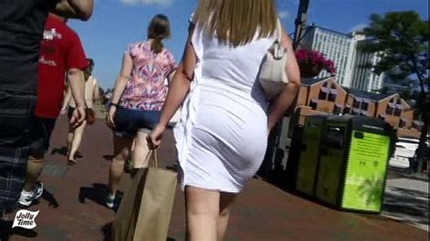 walking behind her big butt white dress xvideos