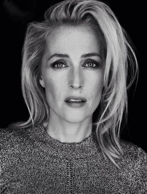gillian anderson the telegraph uk photo by jenny hands short haircuts in 2019 gillian