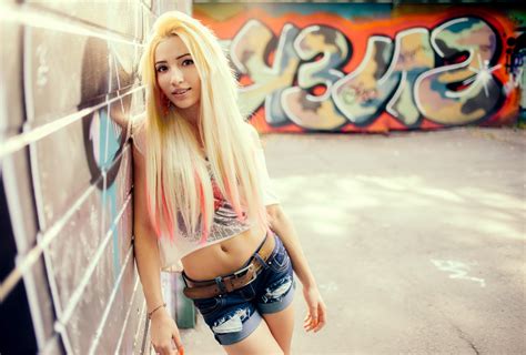 Asian Blonde Women Model Urban Wallpapers Hd Desktop