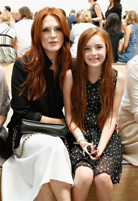 Julianne Moore Daughter Join The Front Row Celebs At