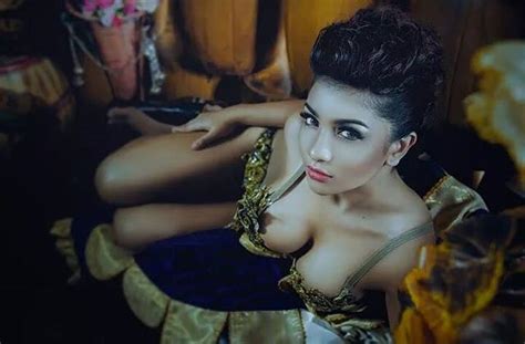 indonesian model siva aprilia nude sexy photos leaked
