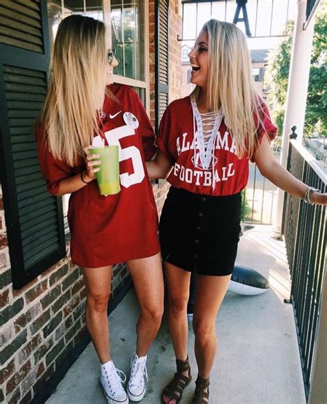 Pinterest Keana Adair Gameday Outfit Tailgate Outfit College Outfits