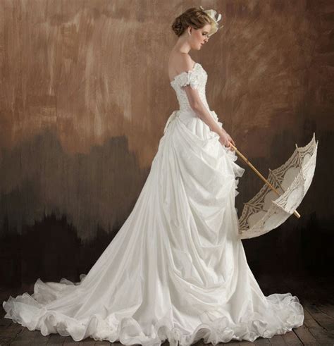 fashioned wedding dresses concept ideas