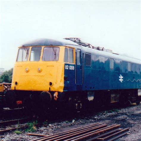 British Diesels And Electrics Class 82