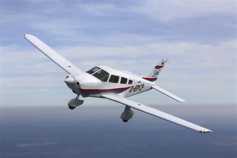 seater private plane archer lx piper aircraft  single engine piston engine