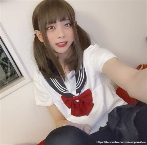 Japanese Girl Moemoe Fancentro