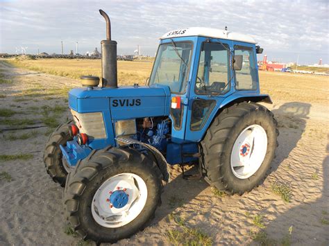 fileford tractor jpg wikimedia commons