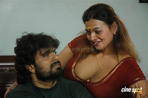 thiruttu sirukki tamil movie actress hot sexy spicy masala photos pics ~ celebrity wallpapers