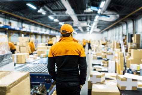 top  warehousing mistakes    avoid