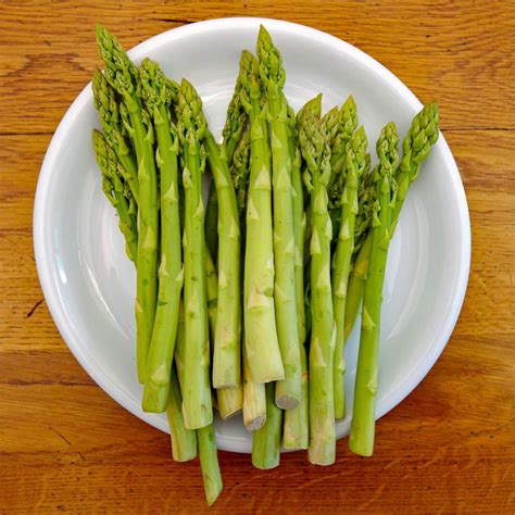 asparagus health benefits  therapeutic  fiber  minerals