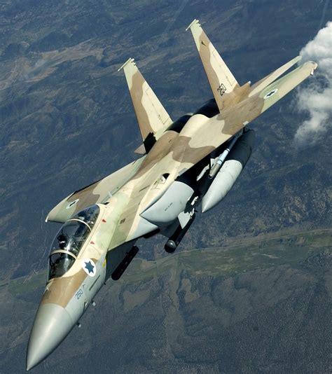 major surge  israeli girls   enter elite air force pilots  algemeinercom
