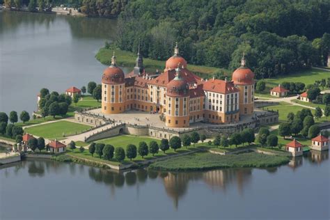 moritzburg castle germany images  detail xcitefunnet