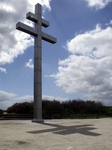 croix de lorraine cross  lorraine courseulles sur mer flickr