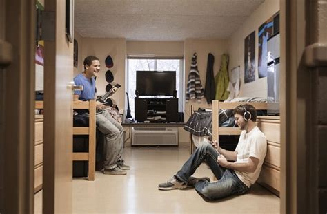 Living On Campus A Guide To College Housing Best Colleges Us News