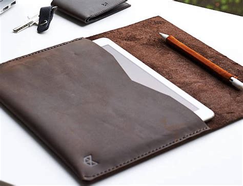 leather ipad pro sleeve  capra leather gadget flow
